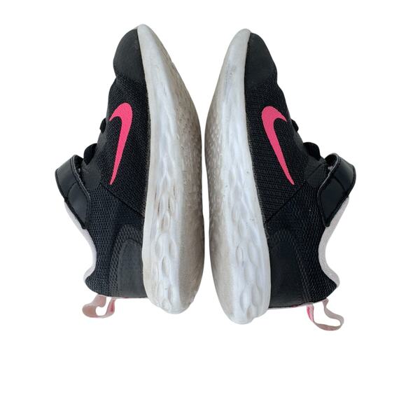Nike Revolution 6 Running‎ Shoes Unisex Kids Sz 10 Black Mesh Low Top DD1094-007 - Picture 7 of 9
